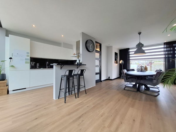 House Image 4