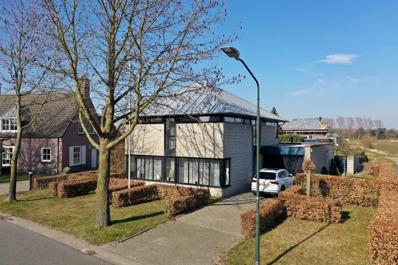 recent house