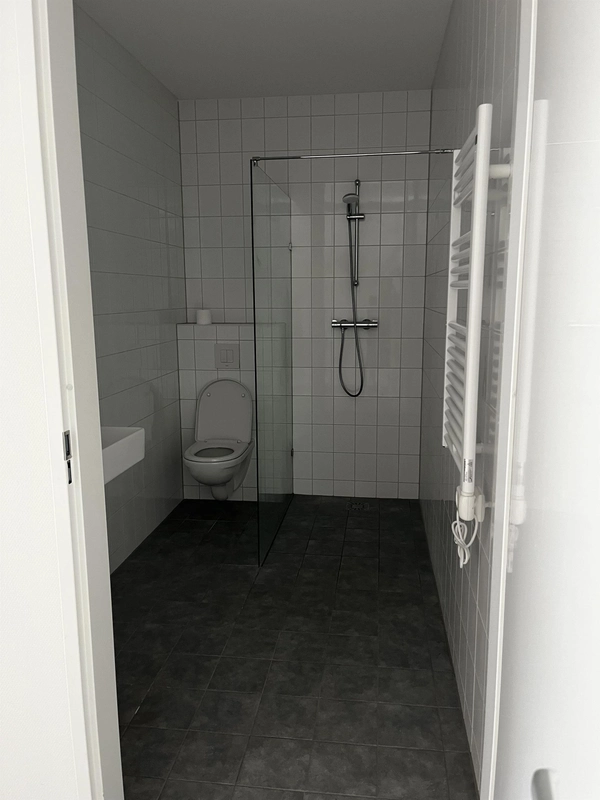 House Image 5