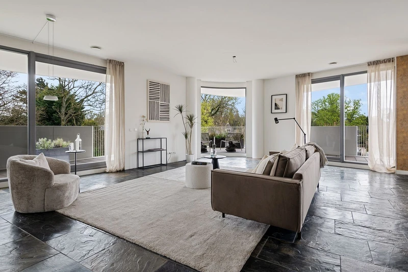 recent house