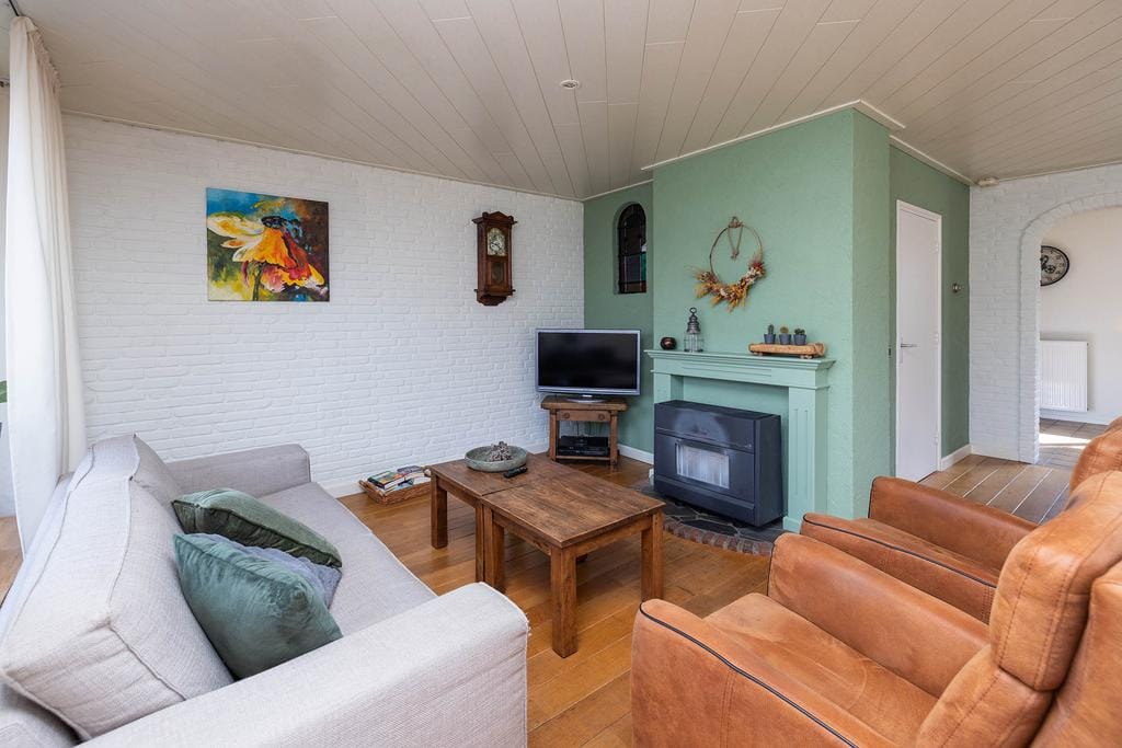 House Image 2