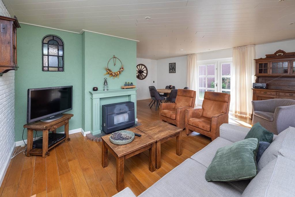 House Image 3