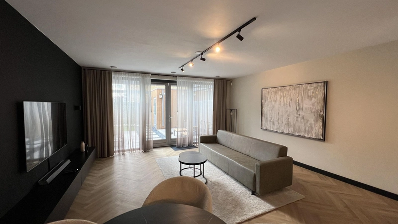 House Image 4