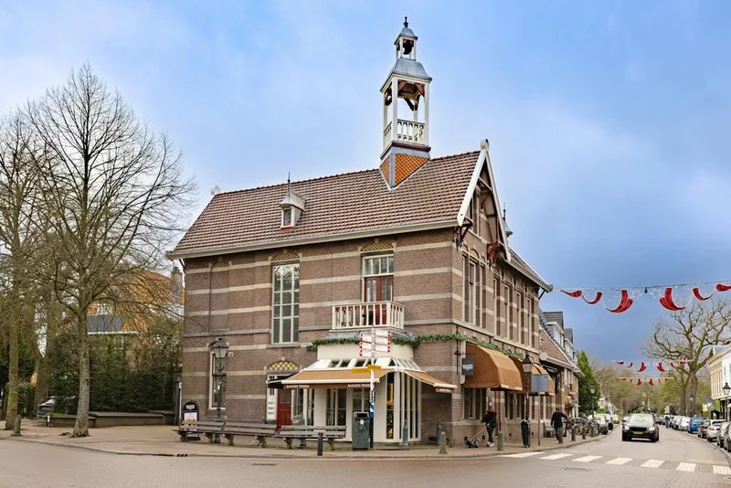 House Exterior