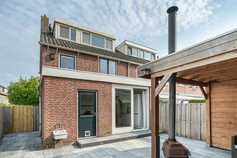 House Image 5