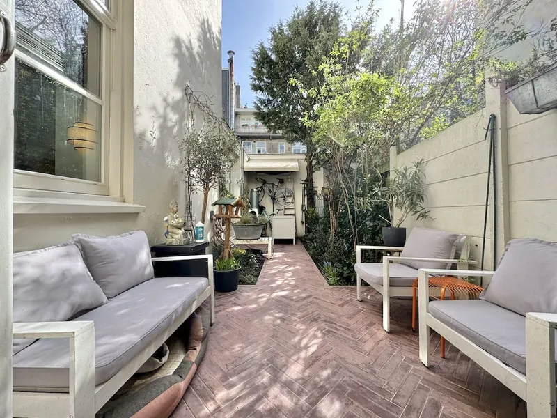 House Image 2