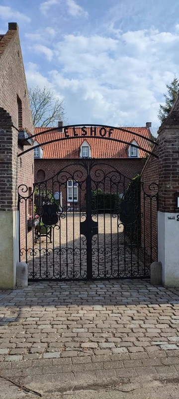 recent house