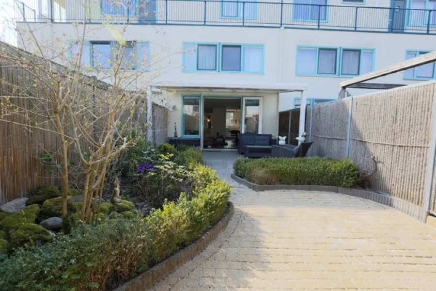 House Image 2
