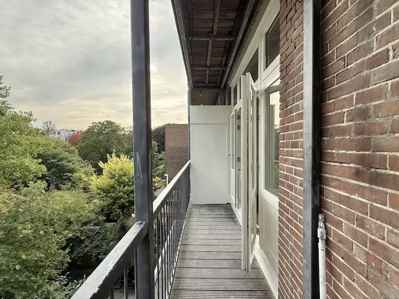 House Image 2