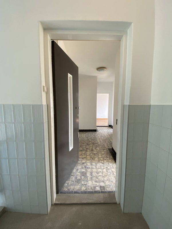 House Image 4