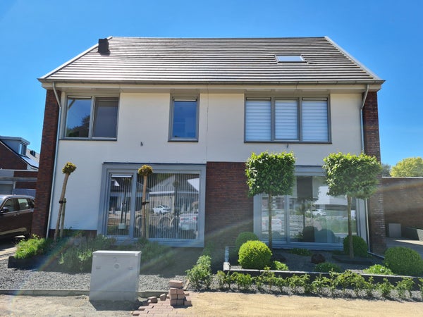 recent house
