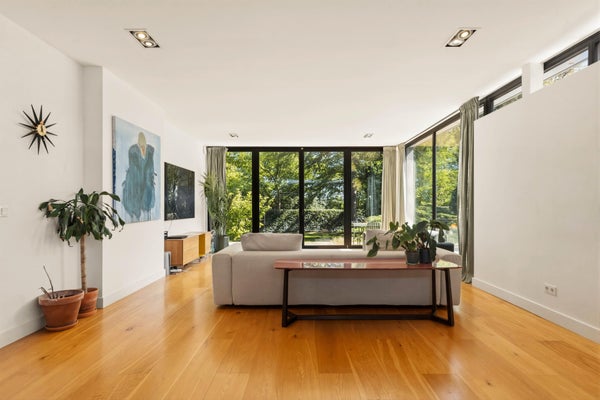 recent house