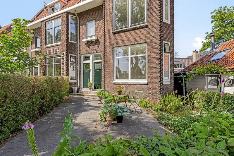 recent house