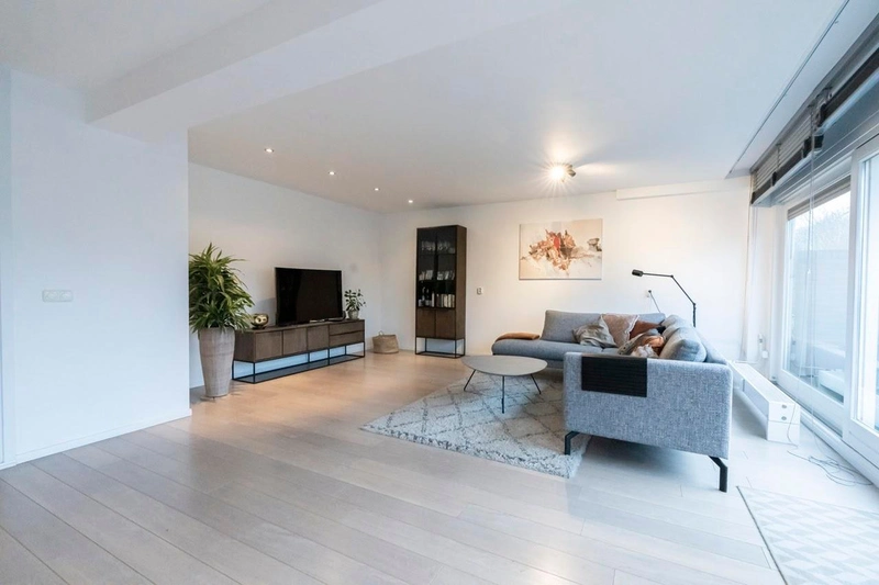 recent house