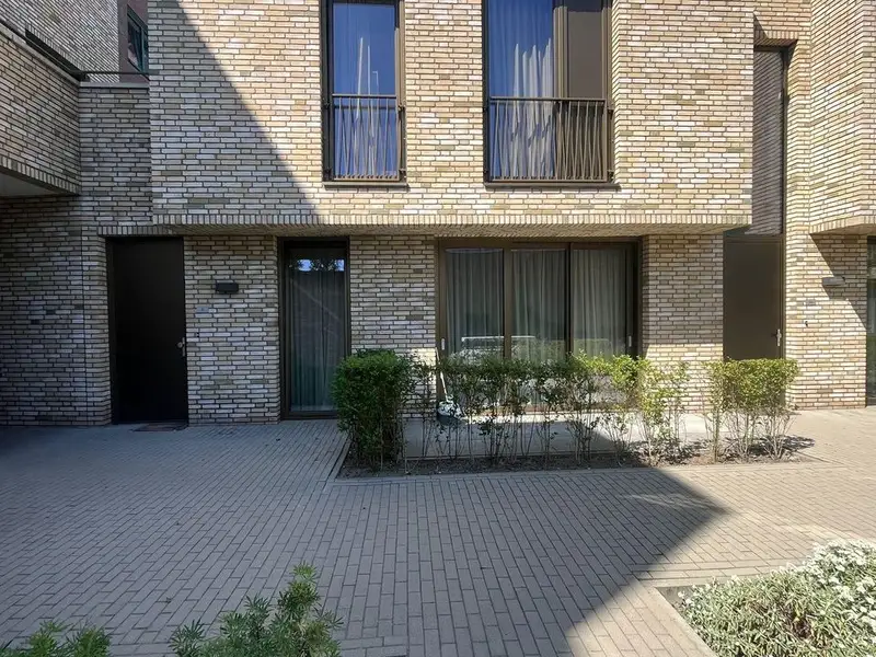recent house