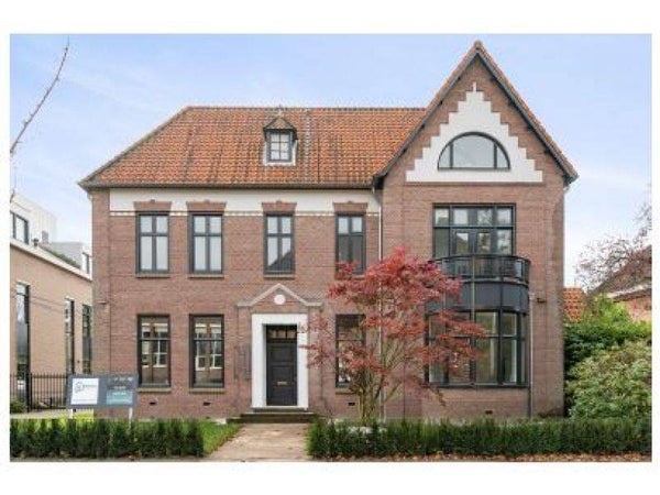 recent house