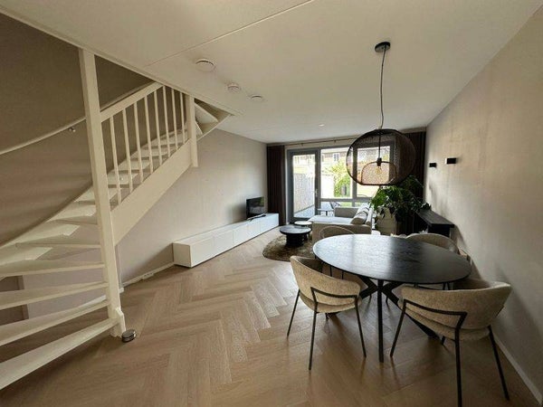 House Image 4