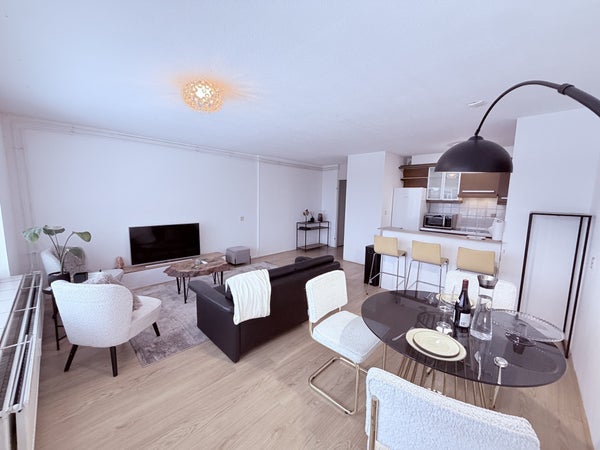 House Image 2