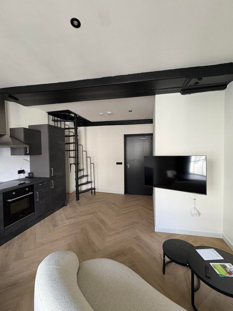 House Image 4