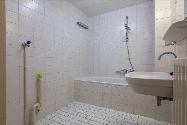House Image 4