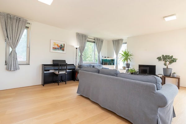 House Image 3