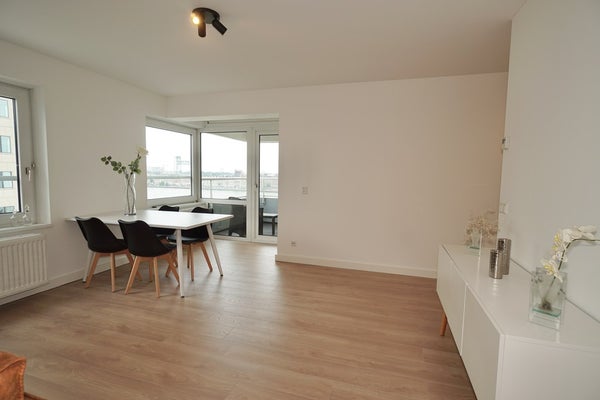 House Image 4