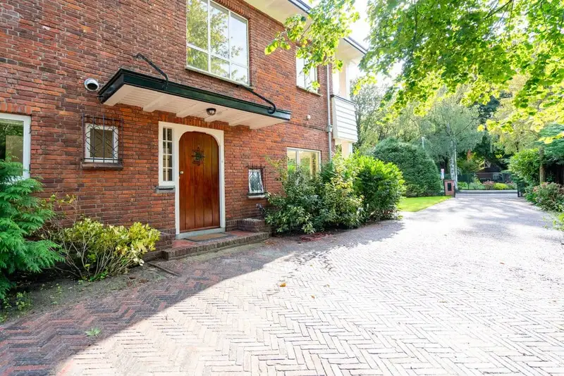 House Image 5