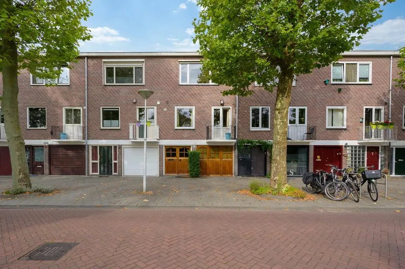 House Image 2