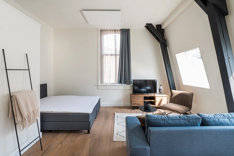 House Image 3