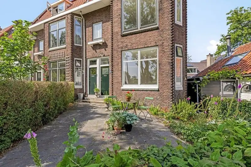 recent house
