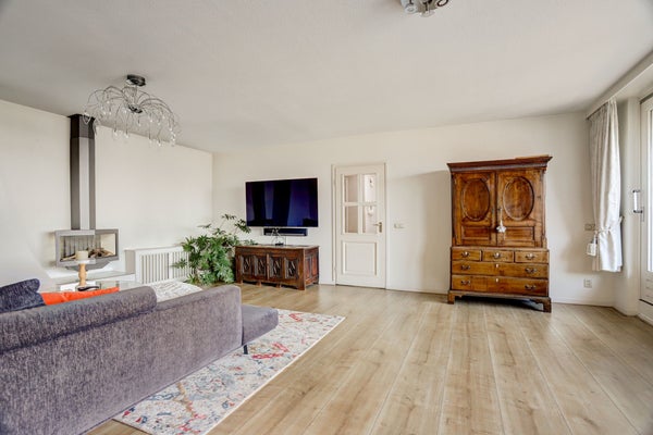 House Image 5