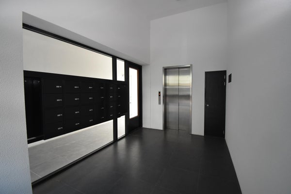 House Image 5