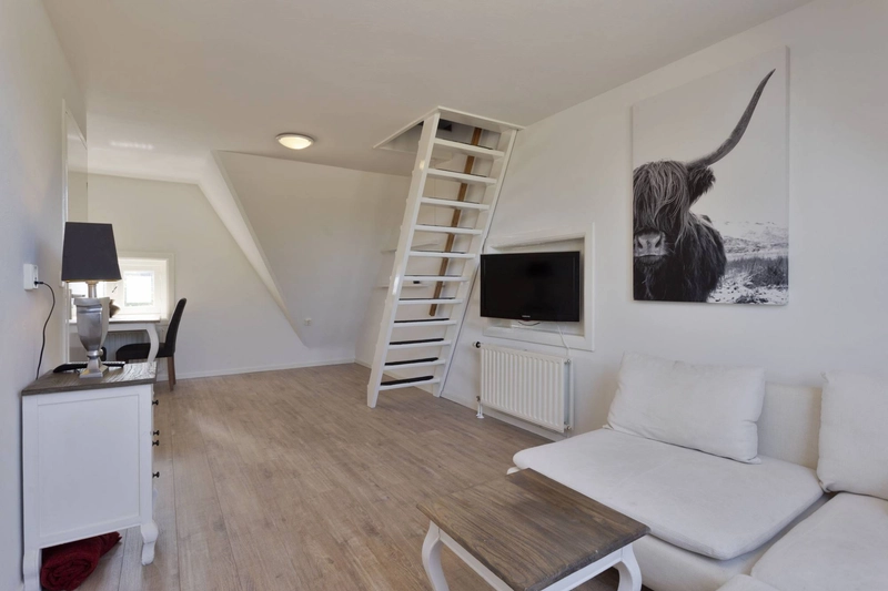 House Image 5