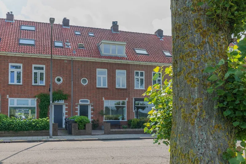 House Image 2