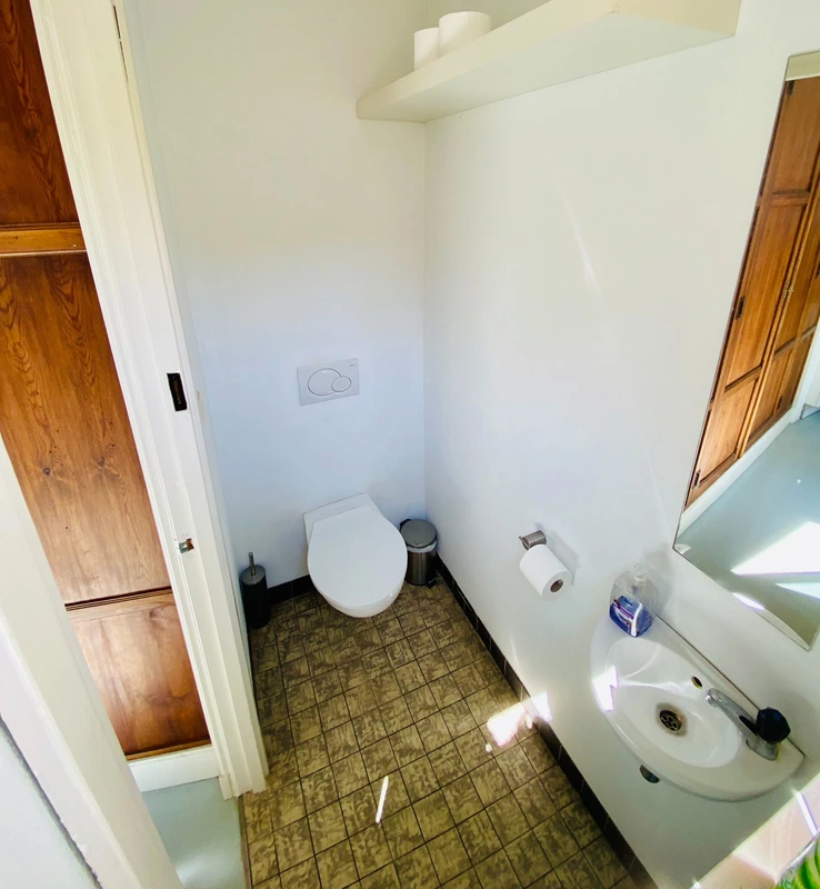 House Image 5