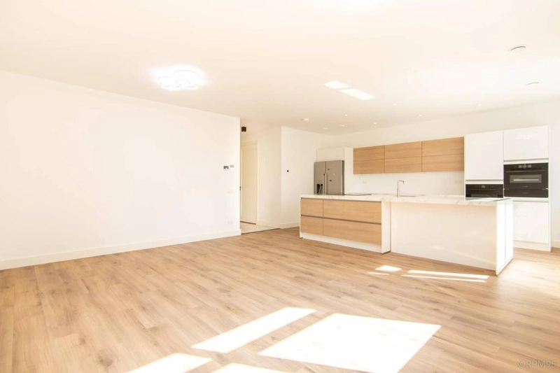 recent house