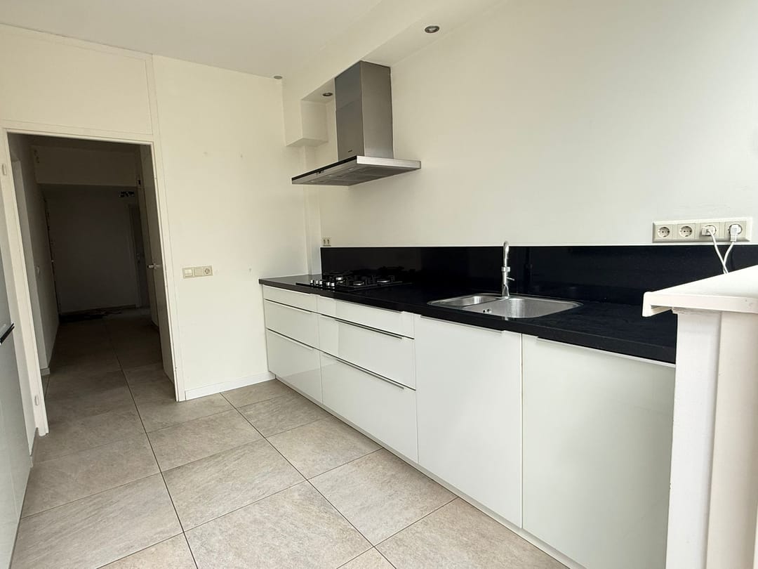 House Image 5