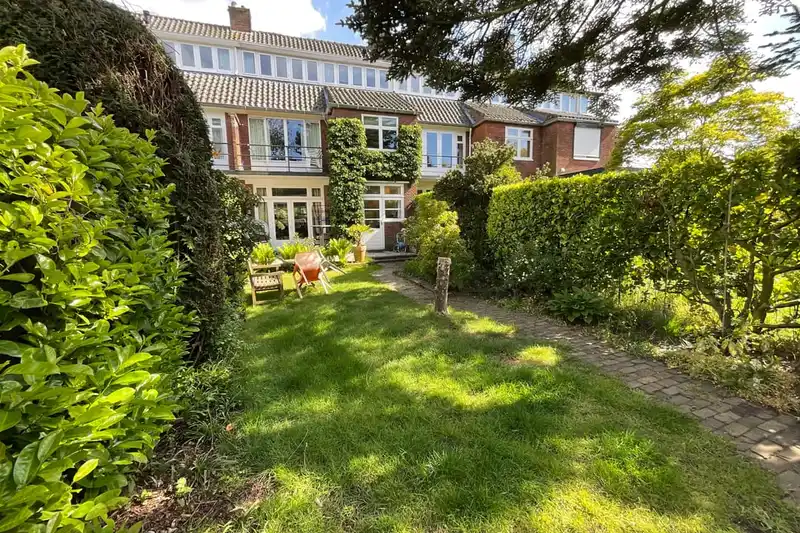 House Image 3
