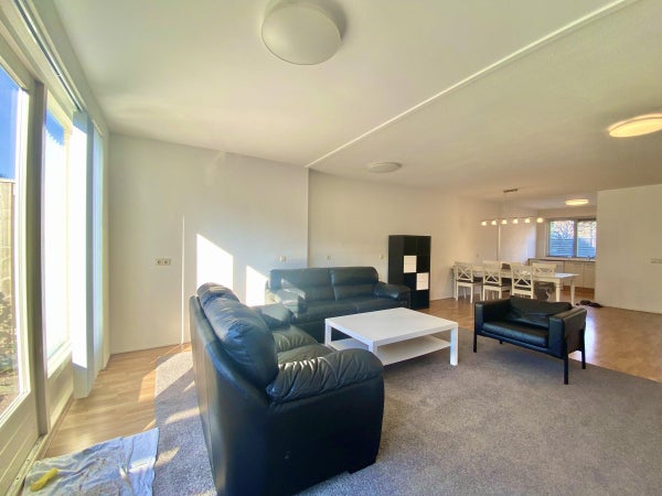 House Image 3