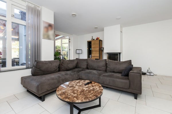 House Image 4