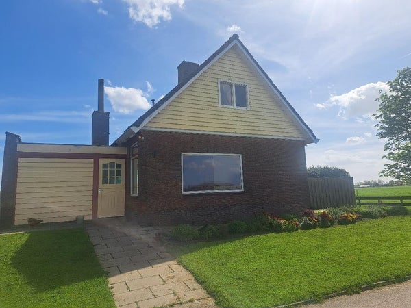 House Image 2