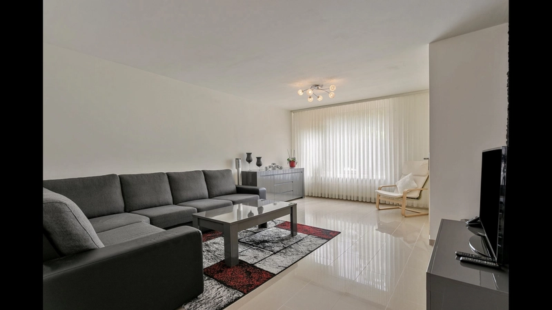 recent house
