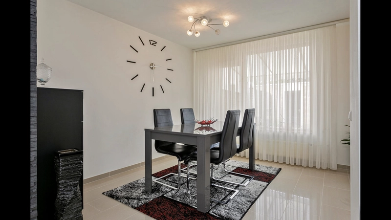 House Image 2