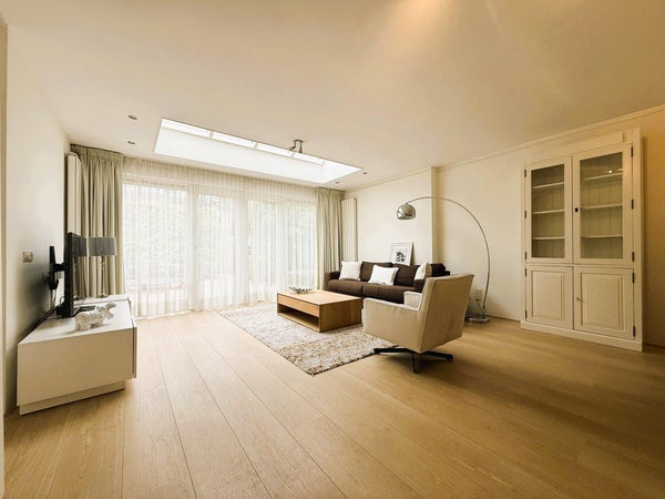 House Image 4