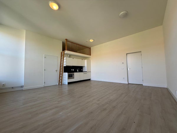 House Image 4