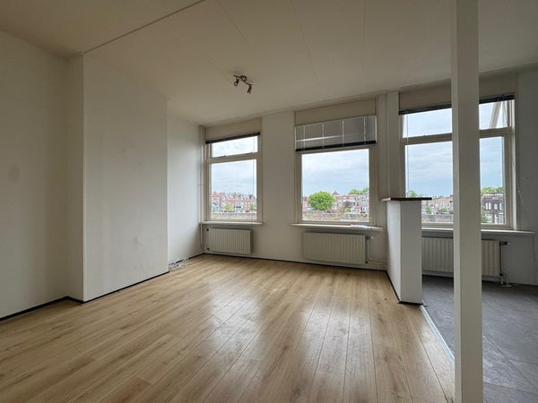 House Image 5