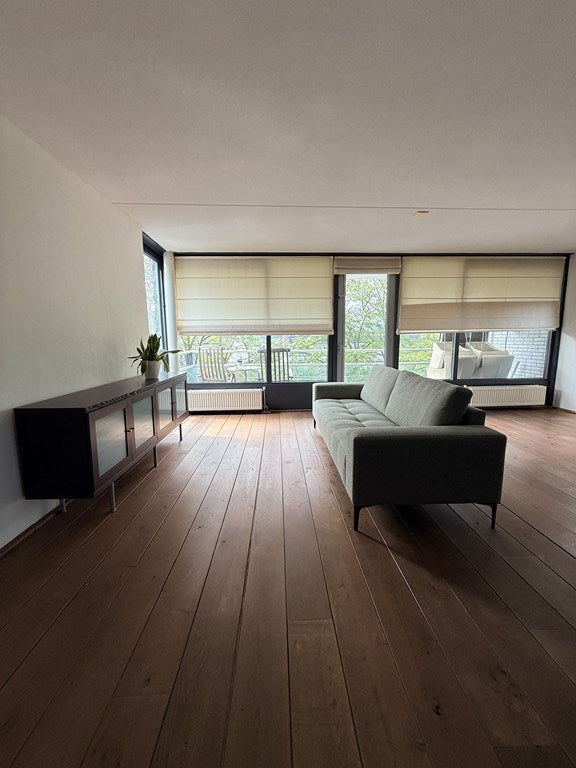 House Image 2