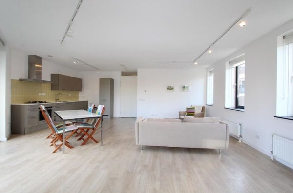House Image 4