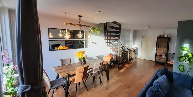 House Image 2
