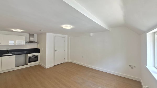 House Image 3
